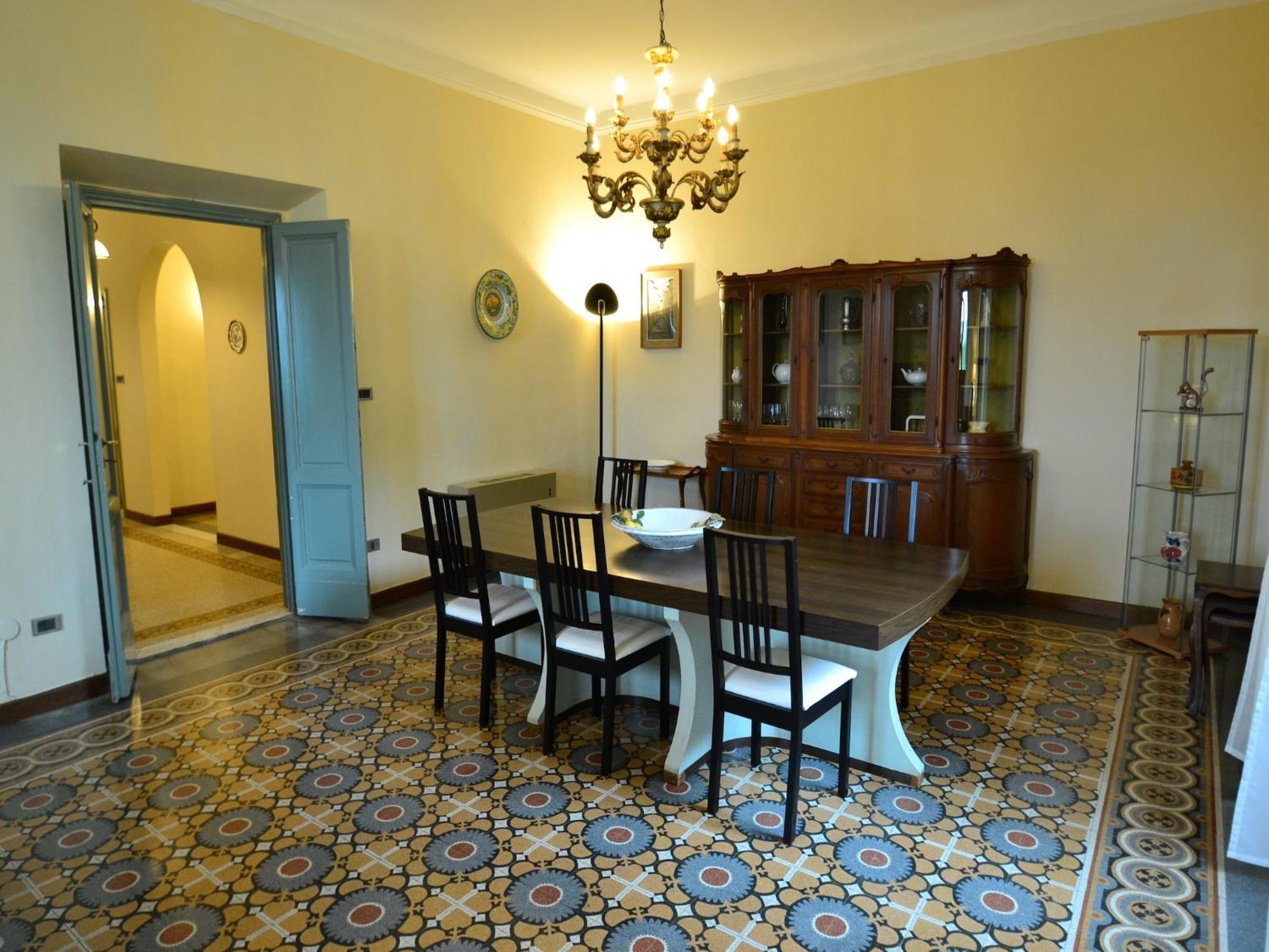 Lovely Holiday Home In Montefiridolfi With Hill View Eksteriør bilde