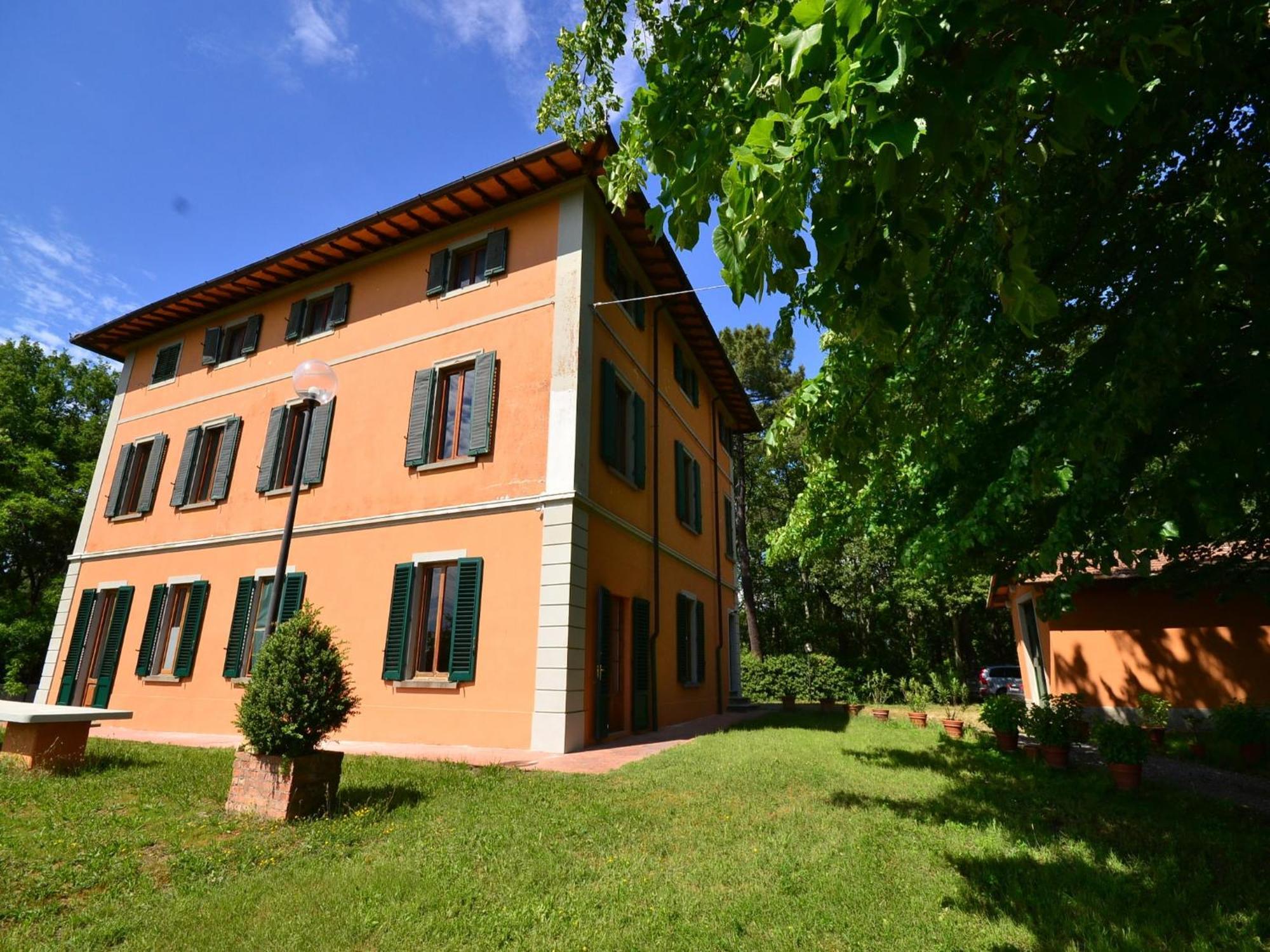 Lovely Holiday Home In Montefiridolfi With Hill View Eksteriør bilde