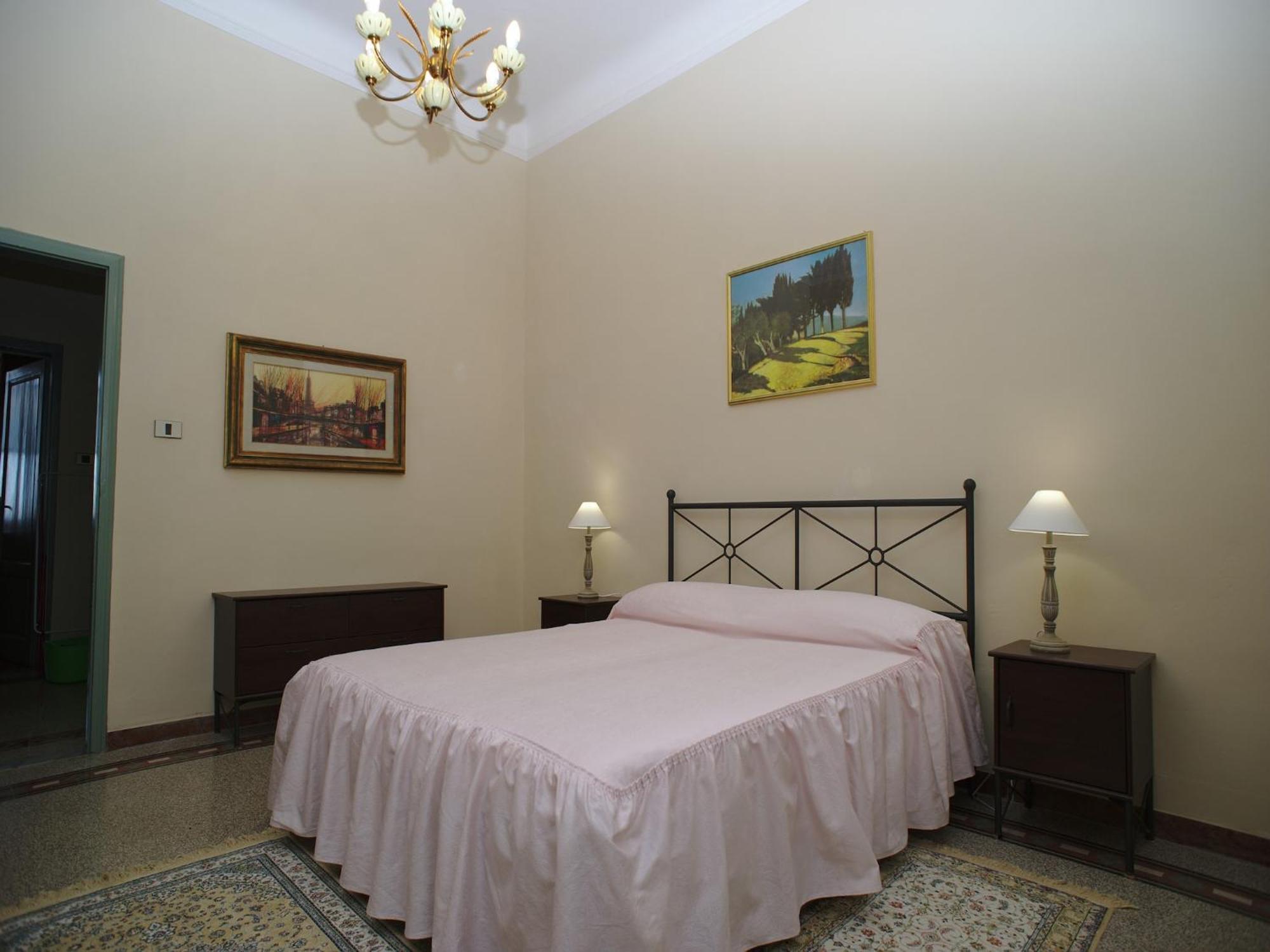 Lovely Holiday Home In Montefiridolfi With Hill View Eksteriør bilde