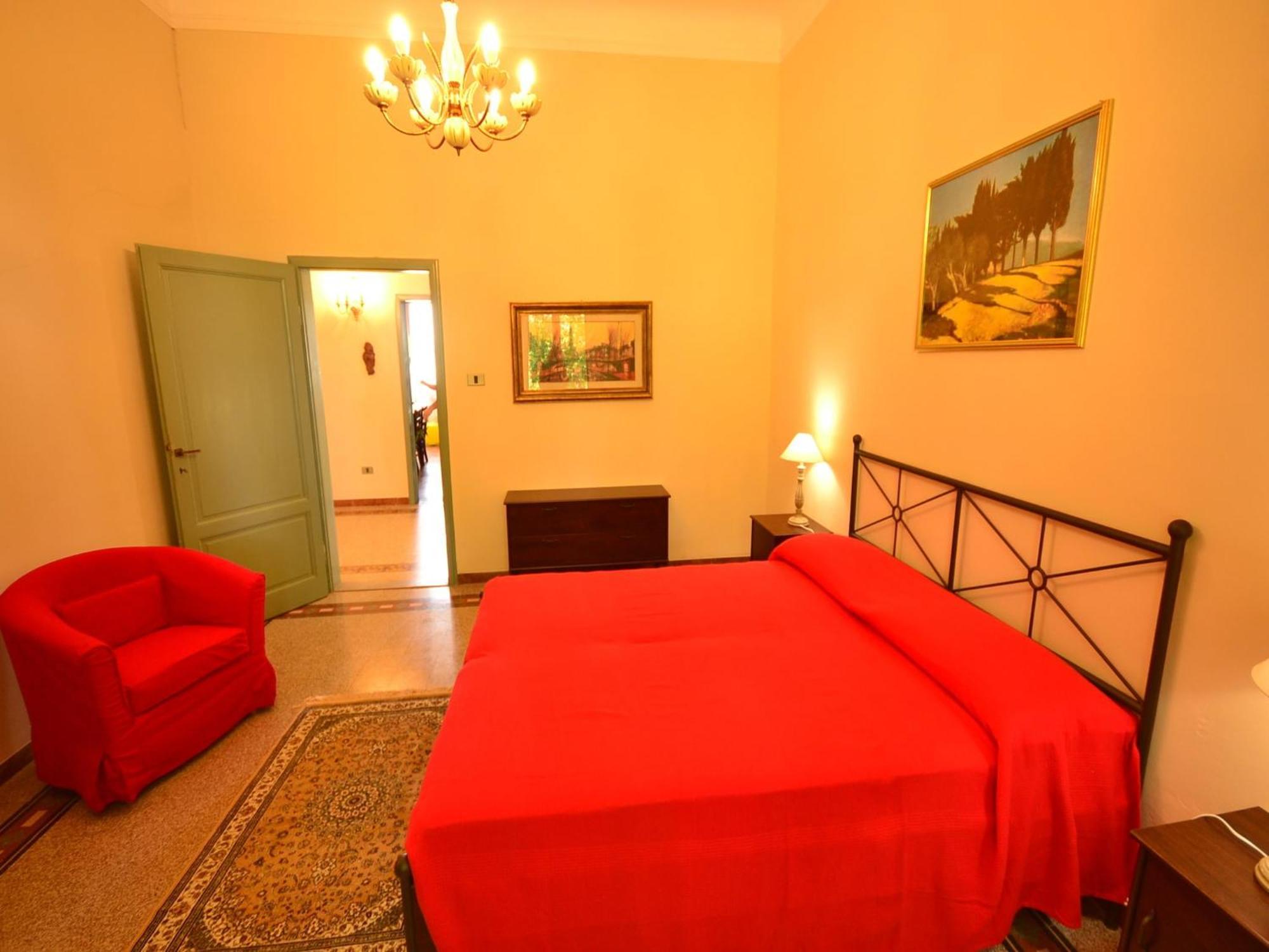 Lovely Holiday Home In Montefiridolfi With Hill View Eksteriør bilde