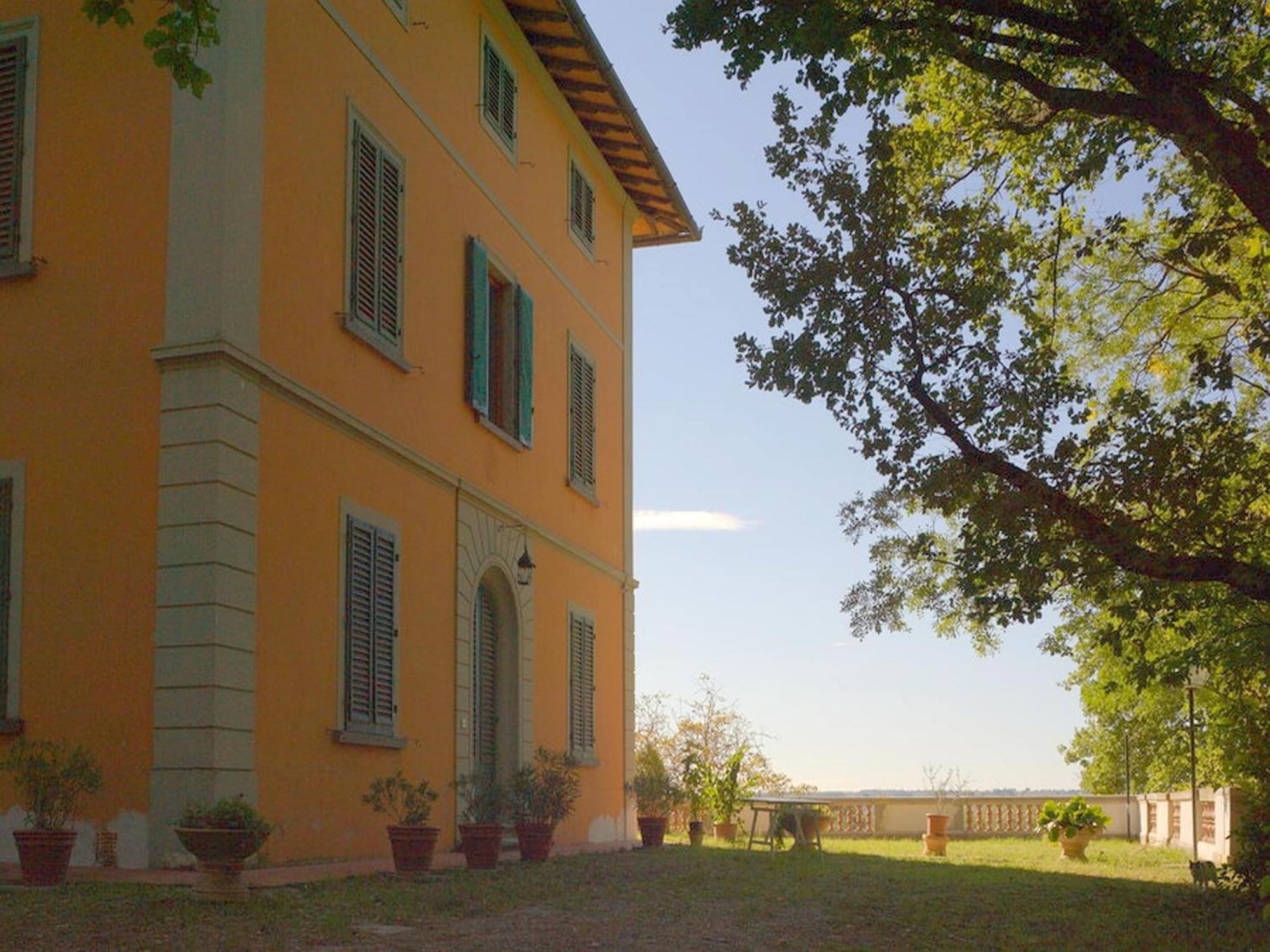 Lovely Holiday Home In Montefiridolfi With Hill View Eksteriør bilde