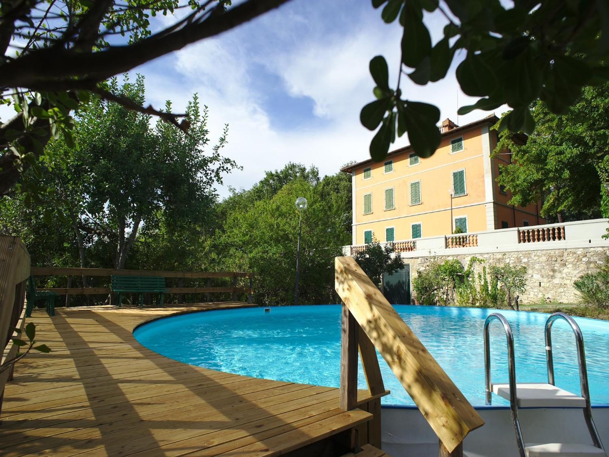 Lovely Holiday Home In Montefiridolfi With Hill View Eksteriør bilde