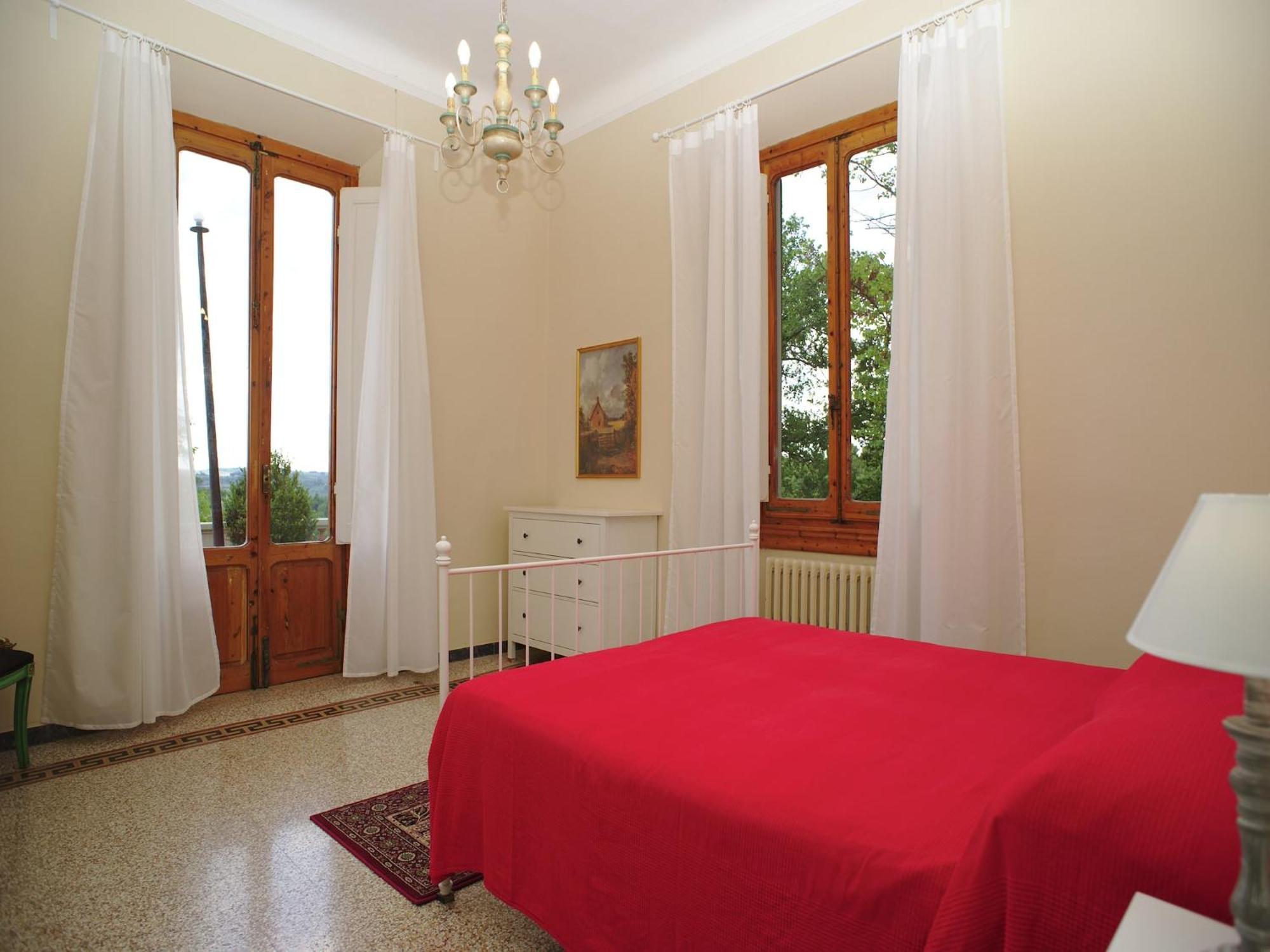 Lovely Holiday Home In Montefiridolfi With Hill View Eksteriør bilde
