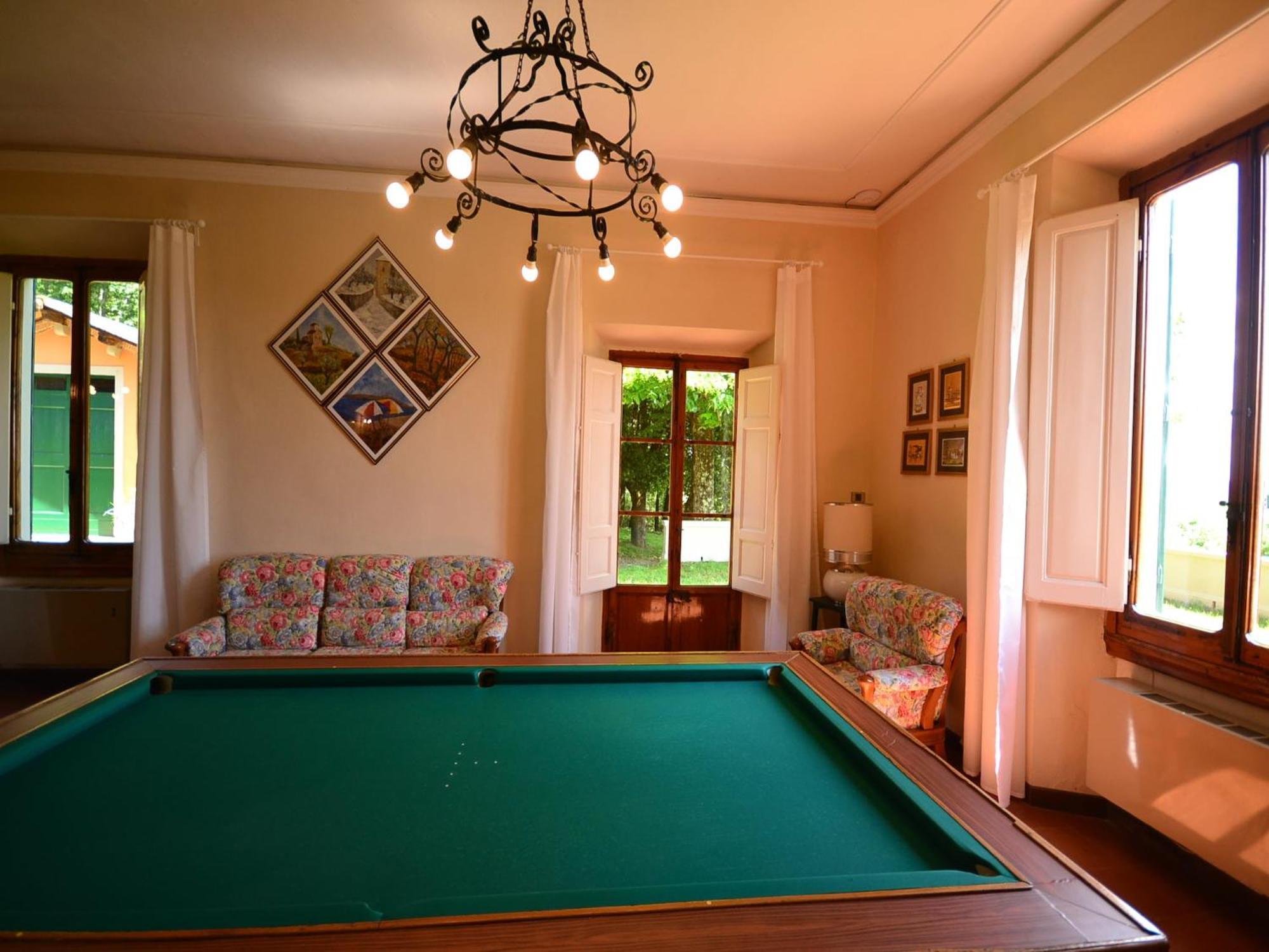 Lovely Holiday Home In Montefiridolfi With Hill View Eksteriør bilde