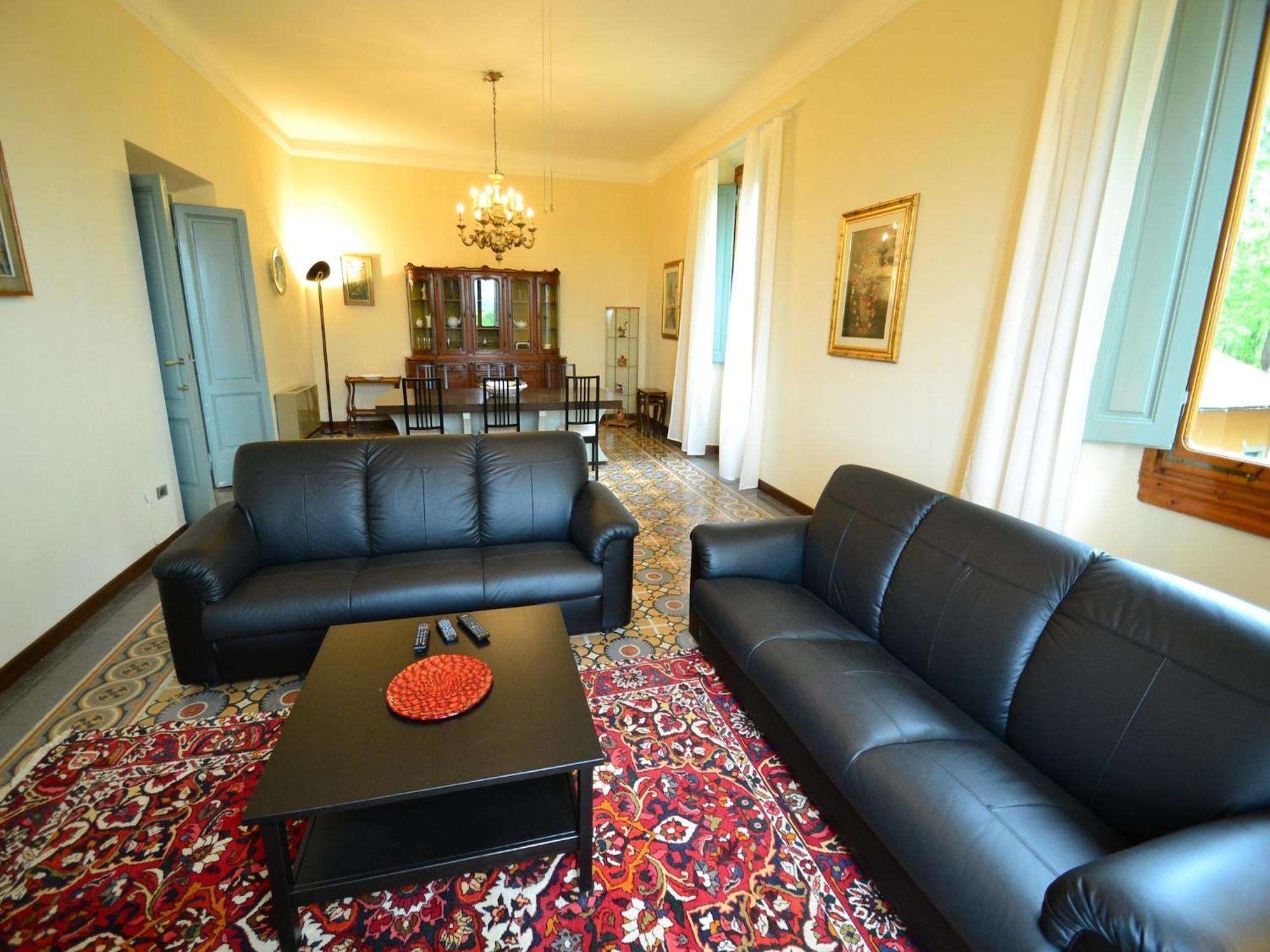 Lovely Holiday Home In Montefiridolfi With Hill View Eksteriør bilde